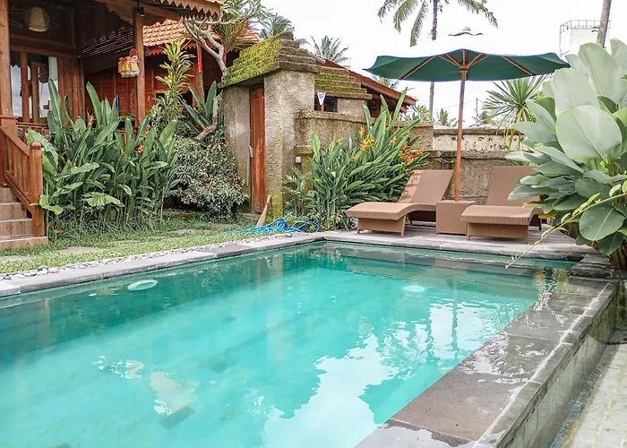 Nyoman Sandat House 2 Bed & Breakfast